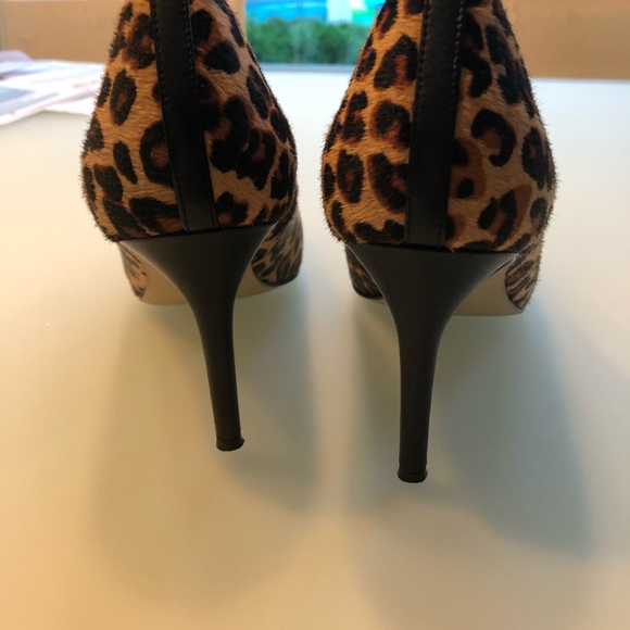 Cole Haan 9B Leopard print 3” pumps - Picture 3 of 5